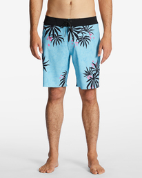 2 Sundays Pro Performance 19" Boardshorts Blue ABYBS00387 Billabong
