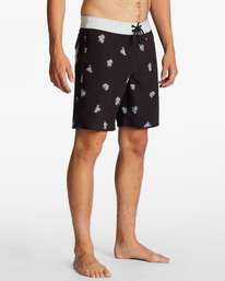 4 Sundays Pro Performance 19" Boardshorts Black ABYBS00387 Billabong