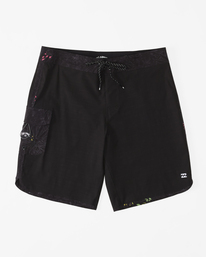 0 73 Pro - Performance-Boardshorts für Männer Schwarz ABYBS00390 Billabong