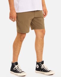 4 A/Div Surftrek Plus Shorts 19" Brown ABYWS00150 Billabong