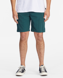 2 A/Div Surftrek Journey Shorts 20" Green ABYWS00166 Billabong
