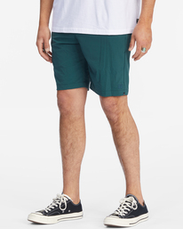 3 A/Div Surftrek Journey Shorts 20" Green ABYWS00166 Billabong