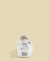 2 Salty Blonde Sweet Summer Shoe  JFCT3BSW Billabong