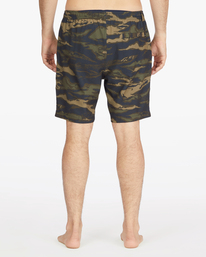 4 A/Div Transport Elastic Waist Shorts 18" Black M2512BTE Billabong