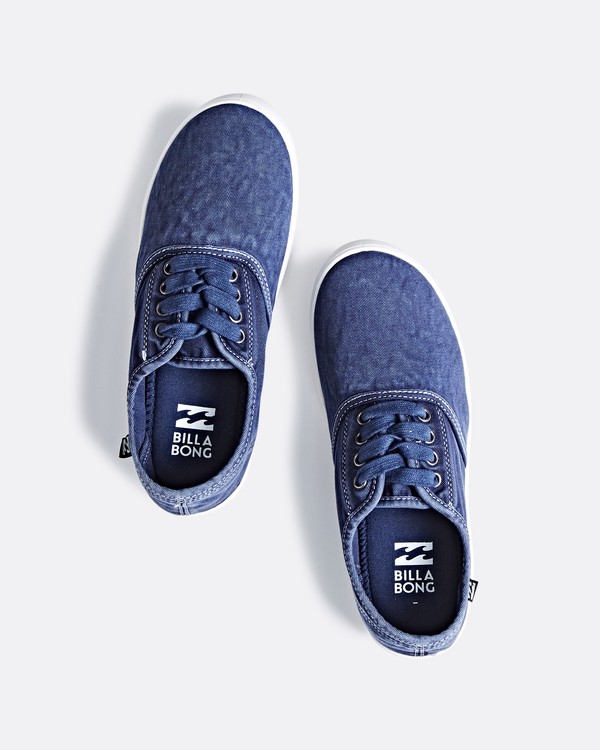 billabong canvas shoes
