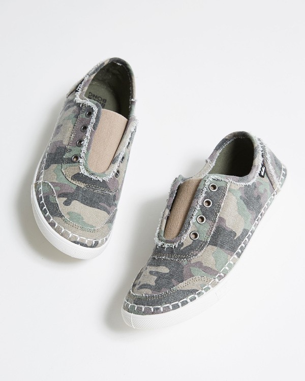 billabong slip on sneakers