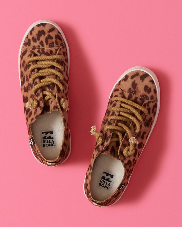 billabong canvas shoes