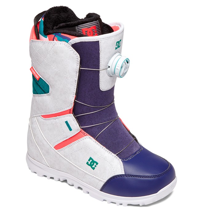 snowboard boots with boa system