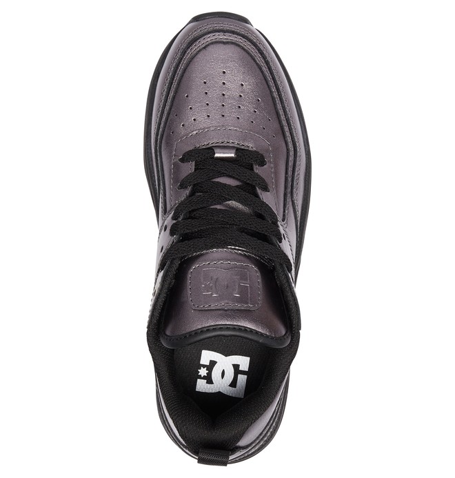 dc shoes e tribeka platform
