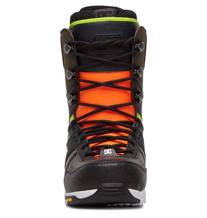 snowboard boots lace up