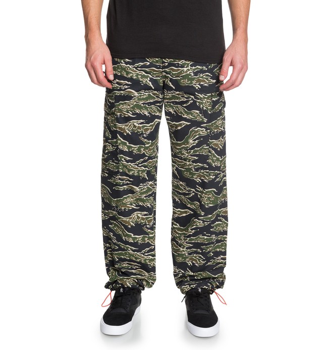 dc cargo pants