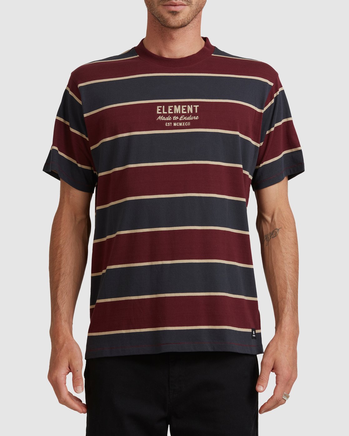1 LEVEL 3 TEE Red 117102 Element