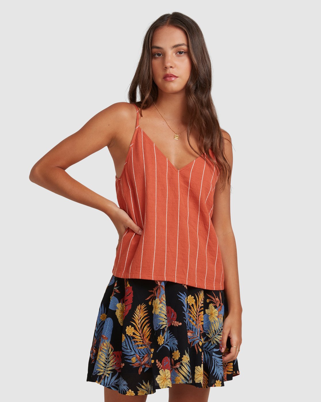 1 SUNDAYS STRIPE TO Red 217211 Element