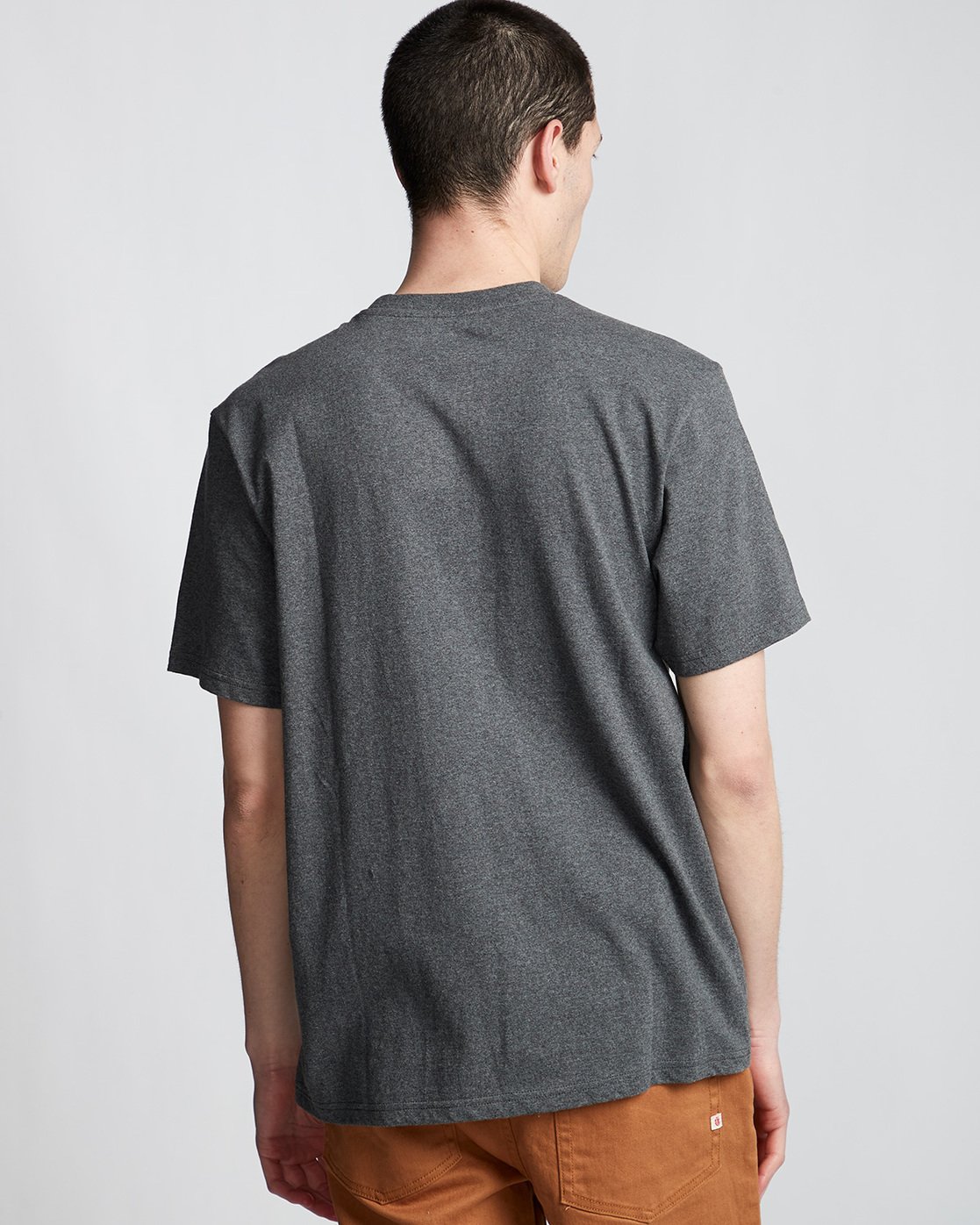 2 Seal - Short Sleeve T-Shirt for Men Gray Q1SSA8ELF9 Element