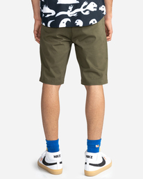 6 Howland Classic 2022 - Chino-Shorts für Männer  C1WKD1ELP2 Element