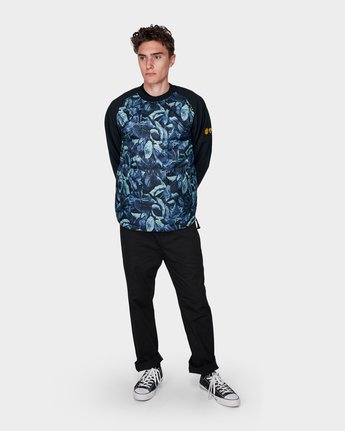 3 GRIFFIN LIGHT DOWN CREW WARMER Black 196468 Element