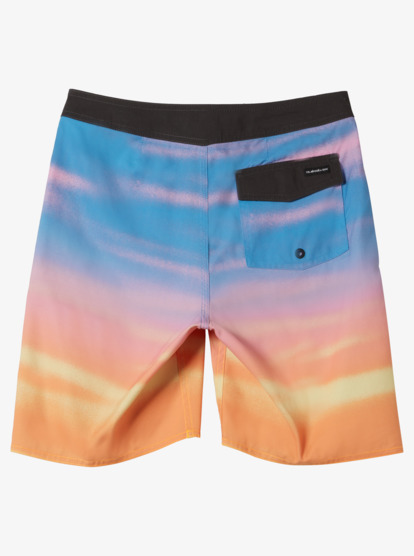 Everyday Fade - Board Shorts for Boys 8-16 | Quiksilver