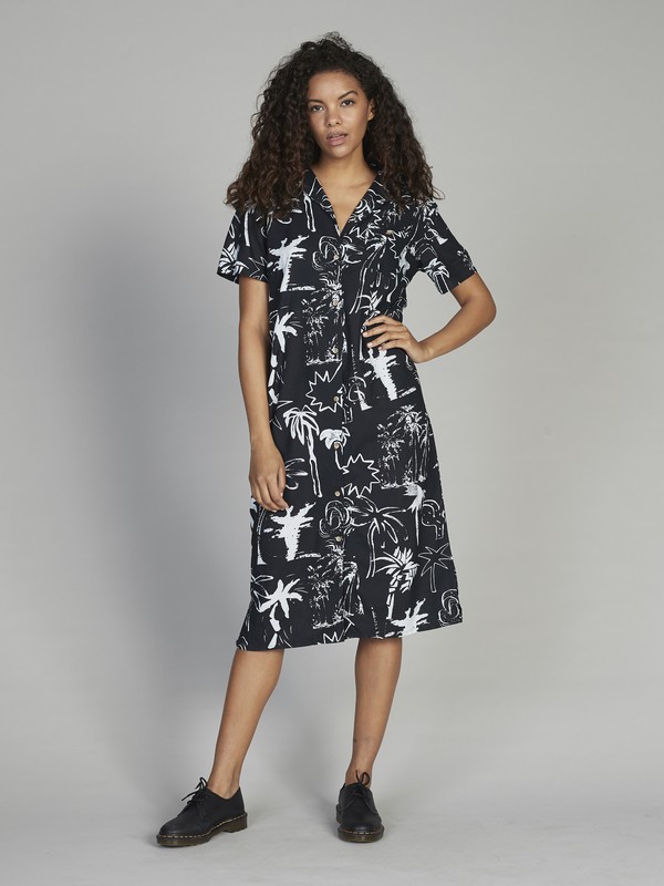 quiksilver, Quiksilver Women's Short Sleeve Shirt Dress, BLACK JUNGLE FEVER (kvj9) 0 Quiksilver Women's Short Sleeve Shirt Dress Black EQWWD03000 Quiksilver