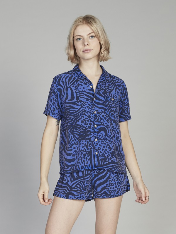 quiksilver, Quiksilver Women's Short Sleeve Camp Shirt, ELECTRIC ROYAL LIFE QUIK (prm6) 0 Quiksilver Women's Short Sleeve Camp Shirt Purple EQWWT03017 Quiksilver