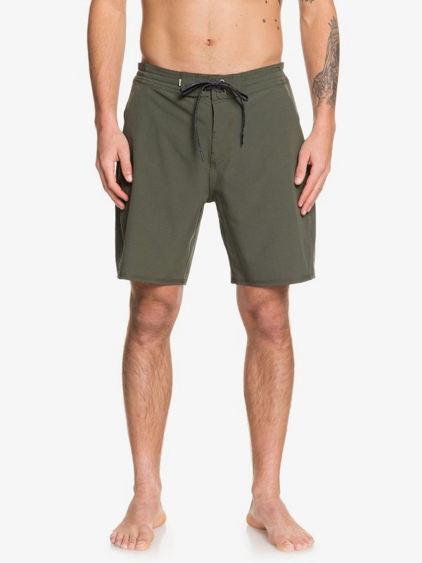 quiksilver, Adapt 19" Beachshorts, DEEP DEPTHS (czc0) 0 Adapt 19" Beachshorts Brown EQYBS04100 Quiksilver