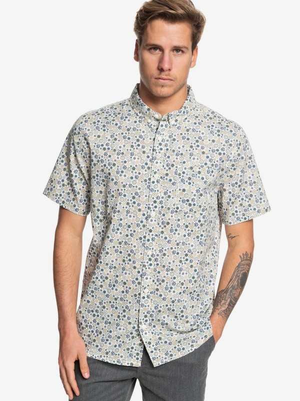 quiksilver, Ditsy Dreamer Short Sleeve Shirt, GARDENIA DITSY DREAMER (wby6) 0 Ditsy Dreamer Short Sleeve Shirt White EQYWT03827 Quiksilver