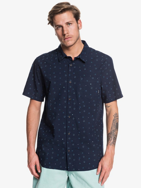 quiksilver, Magnetic Roll Short Sleeve Shirt, SKY CAPTAIN MAGNETIC ROLL (kye6) 0 Magnetic Roll Short Sleeve Shirt Black EQYWT03857 Quiksilver