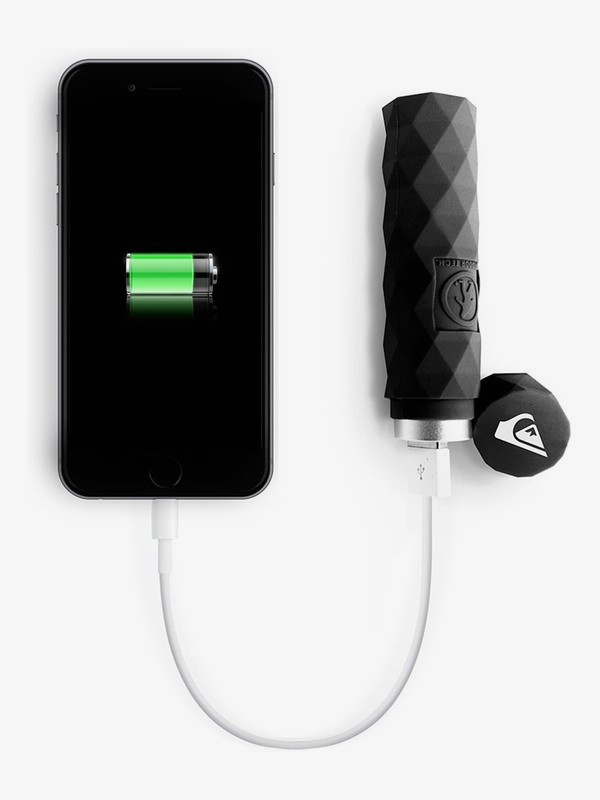 quiksilver, Mini Portable USB Charger, BLACK (kvj0) 0 Mini Portable USB Charger Black QK1700-B Quiksilver