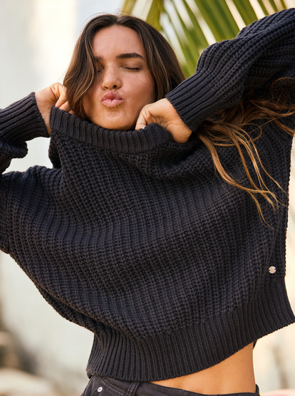 ladies black crew neck sweater