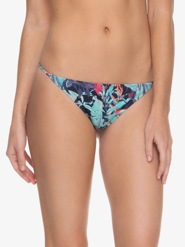 Женщины без плавок. Женские бикини. Девчачий купальник. Купальные плавочки для девочки