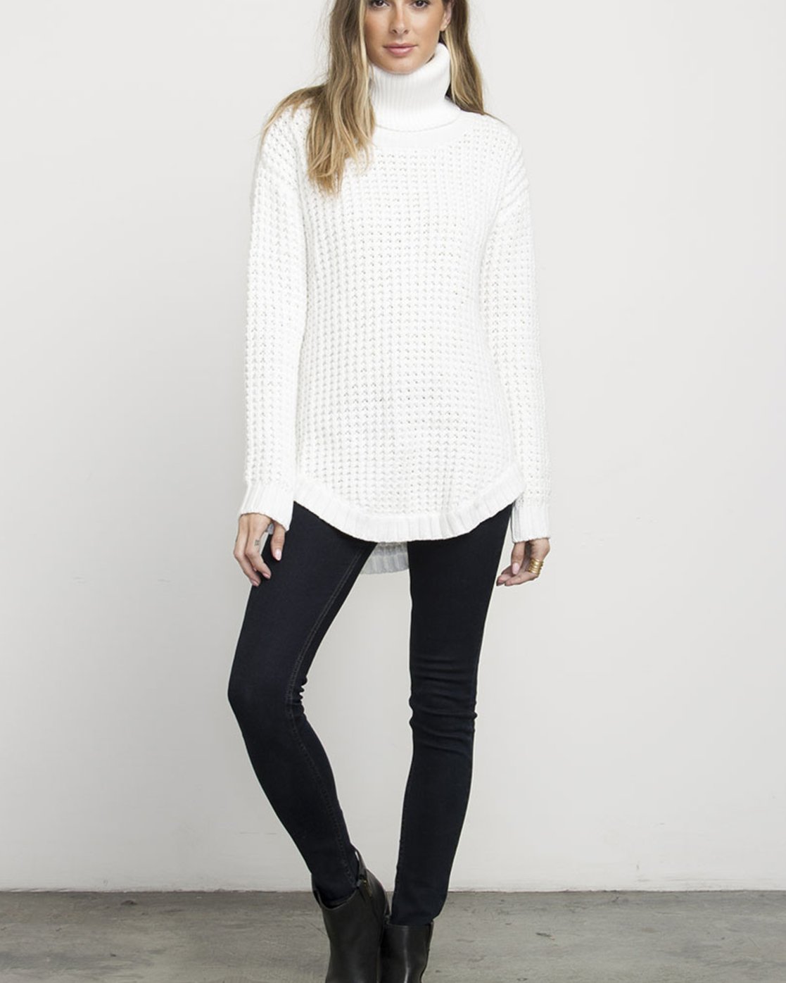 2 ESKY PULLOVER  A3JPRBRVW6 RVCA