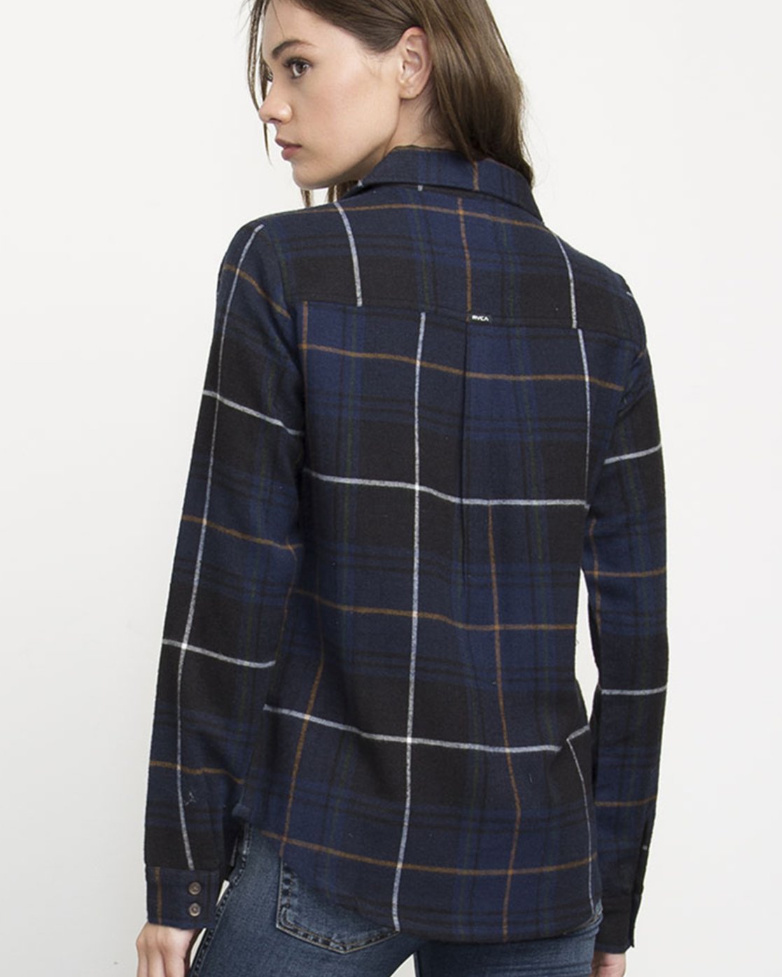 1 JIG 5  A3SHRCRVW6 RVCA