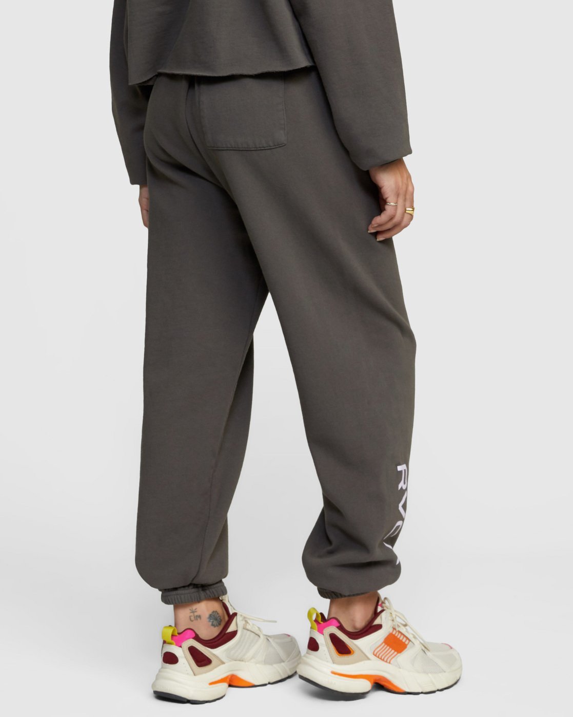 rvca sport tech sweatpant