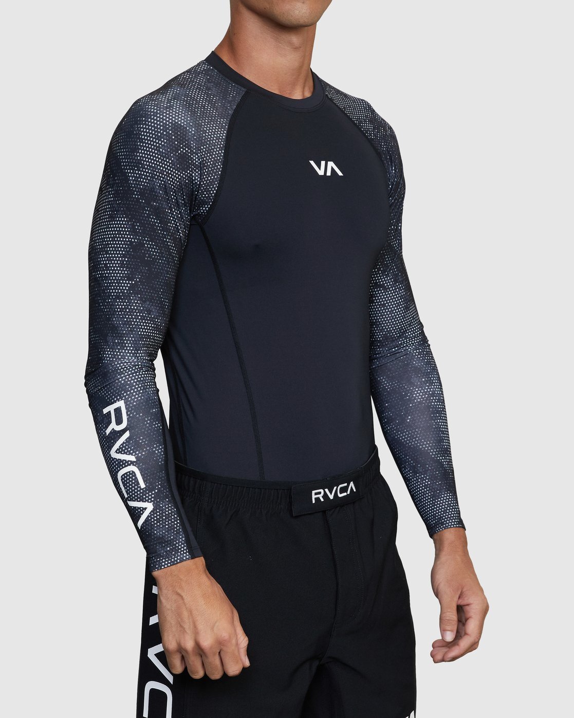 SPORT LONG SLEEVE RASHGUARD AVYKT00117 RVCA