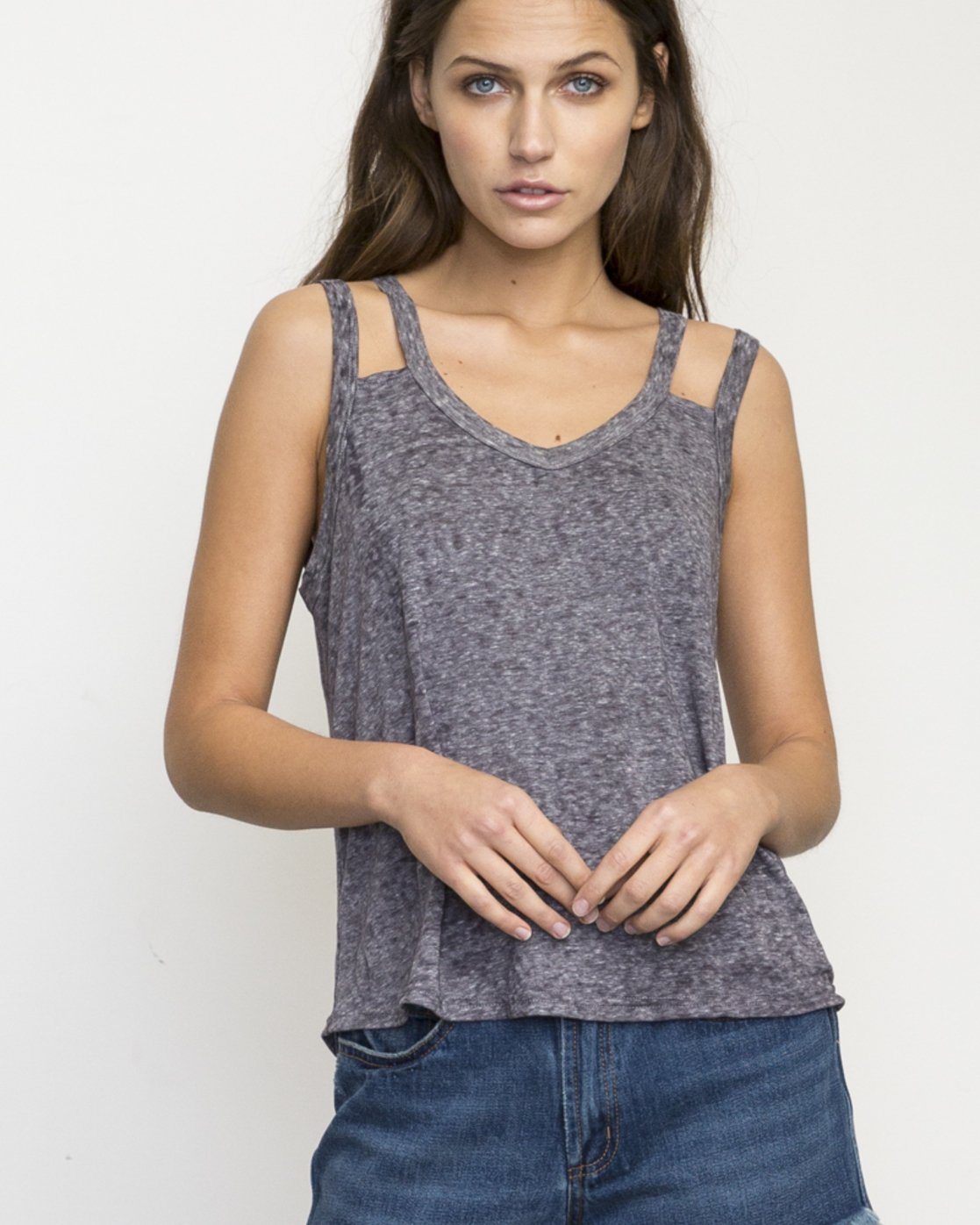 0 PORTRAYAL  C3TPRXRVP7 RVCA