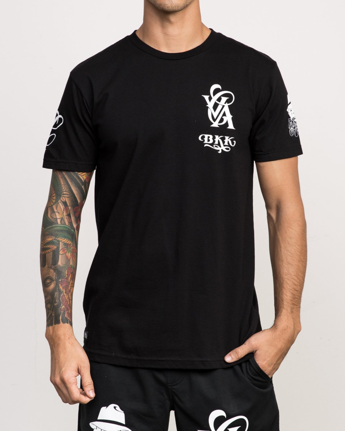 0 MISTER CARTOON FIGHT TEE  F4SSMARVF7 RVCA