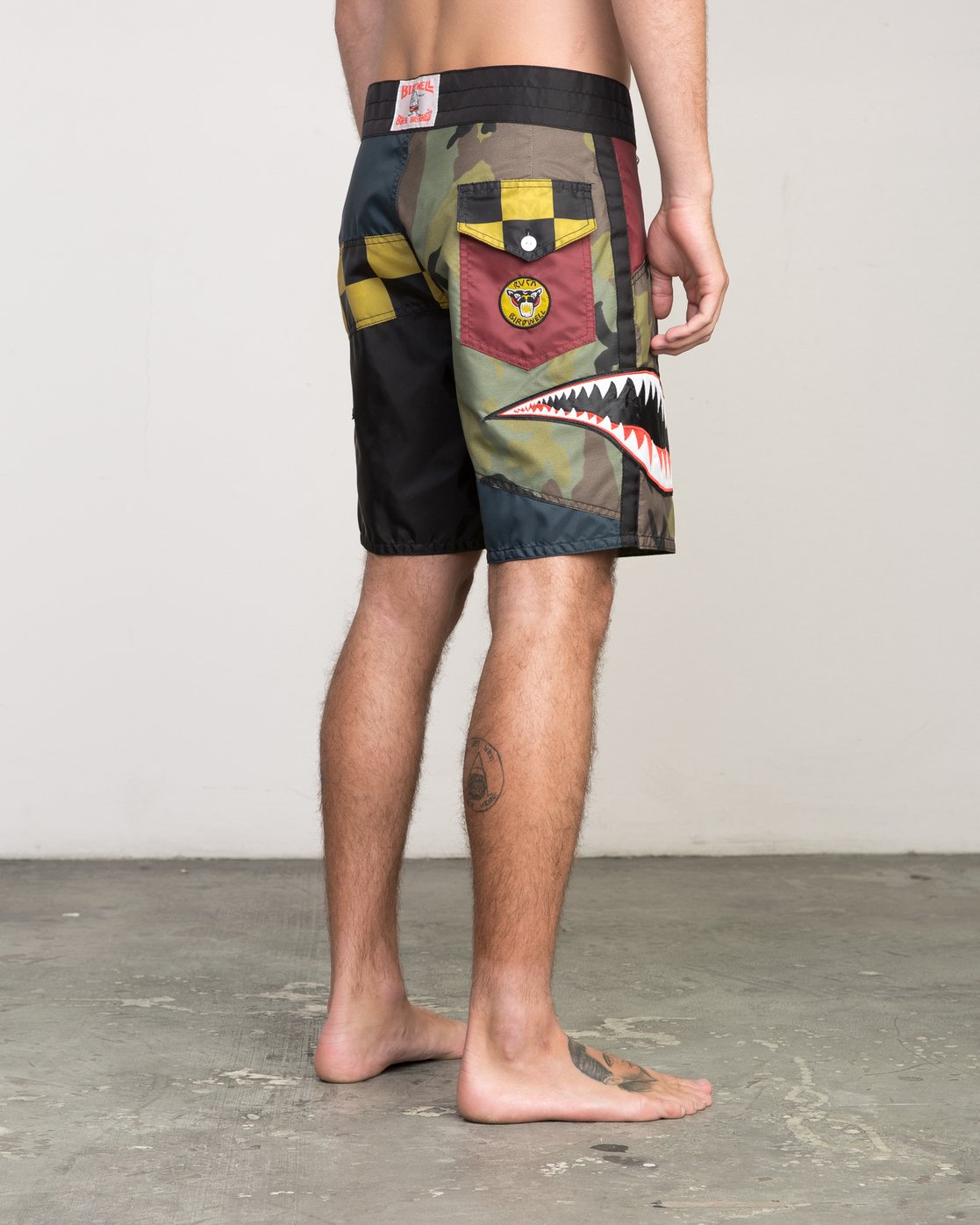 8 WARBIRD 18  H1BSBBRVP8 RVCA