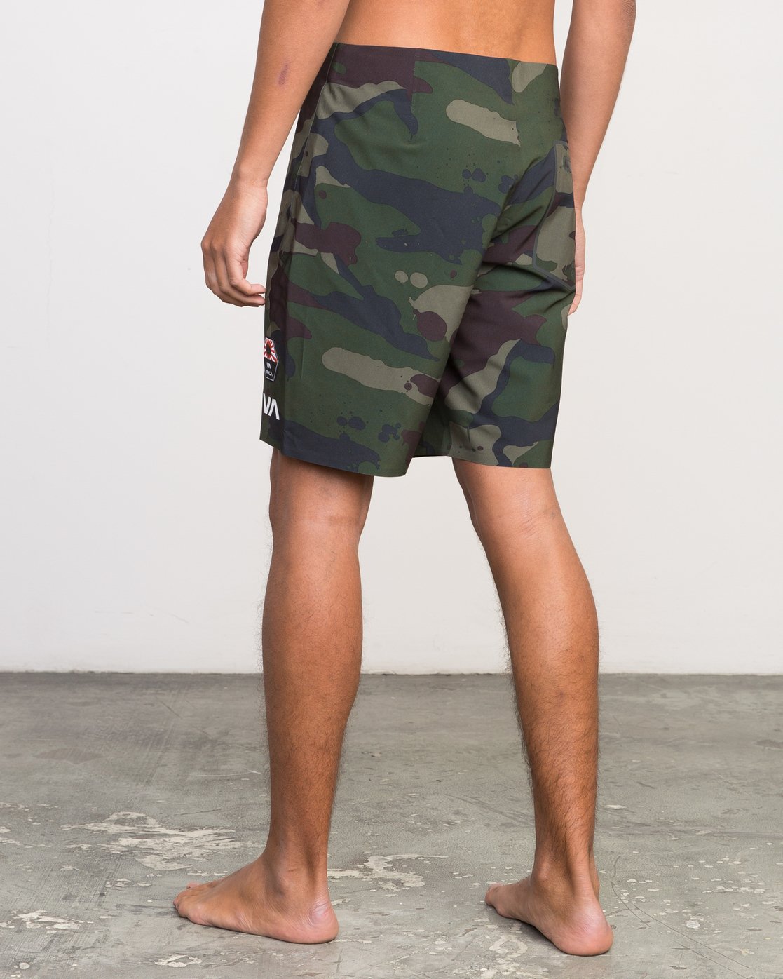 3 BRUCE WARP PRO TRUNK  H1BSJDRVP8 RVCA