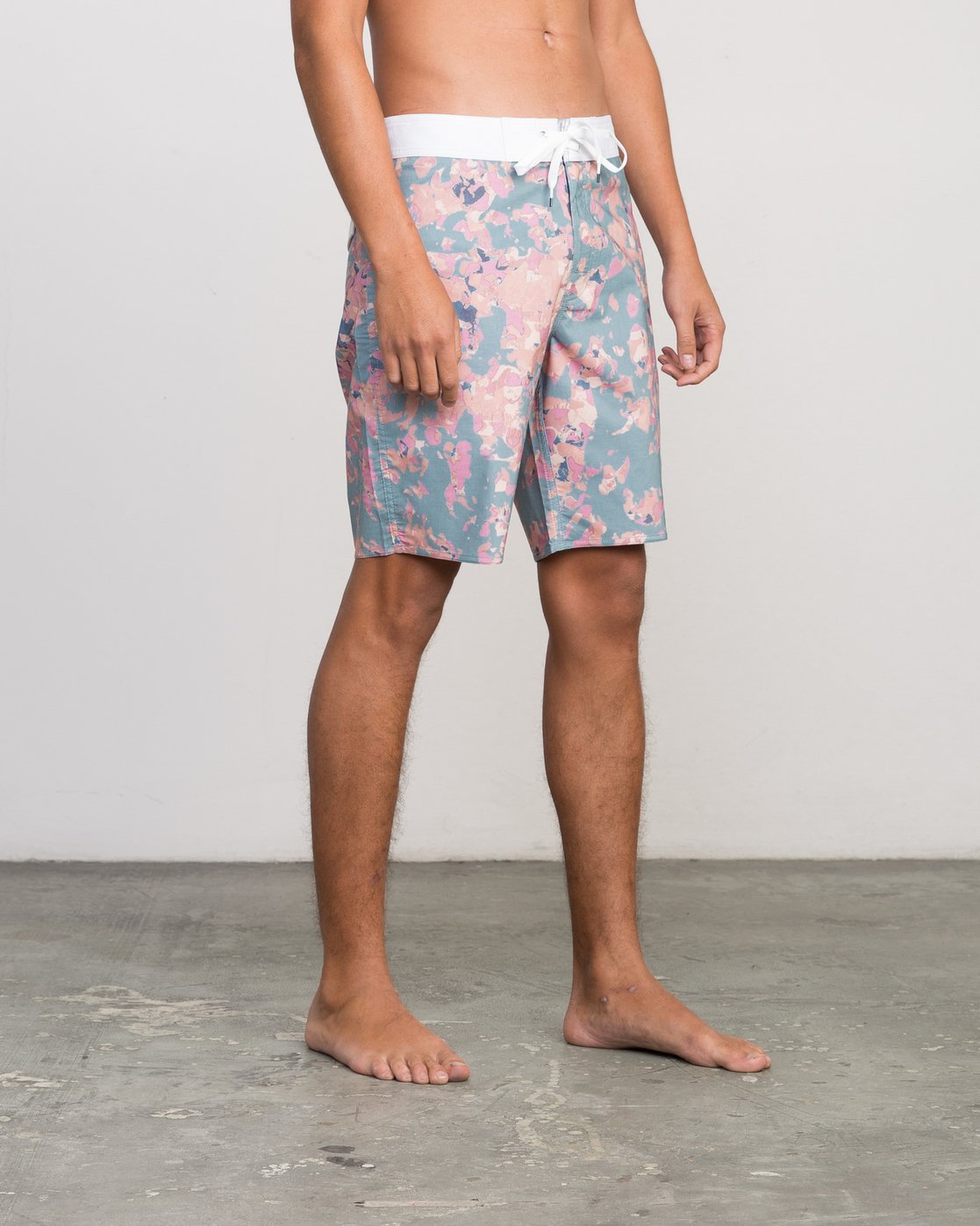 6 GRANITE TRUNK  H1BSRHRVP8 RVCA