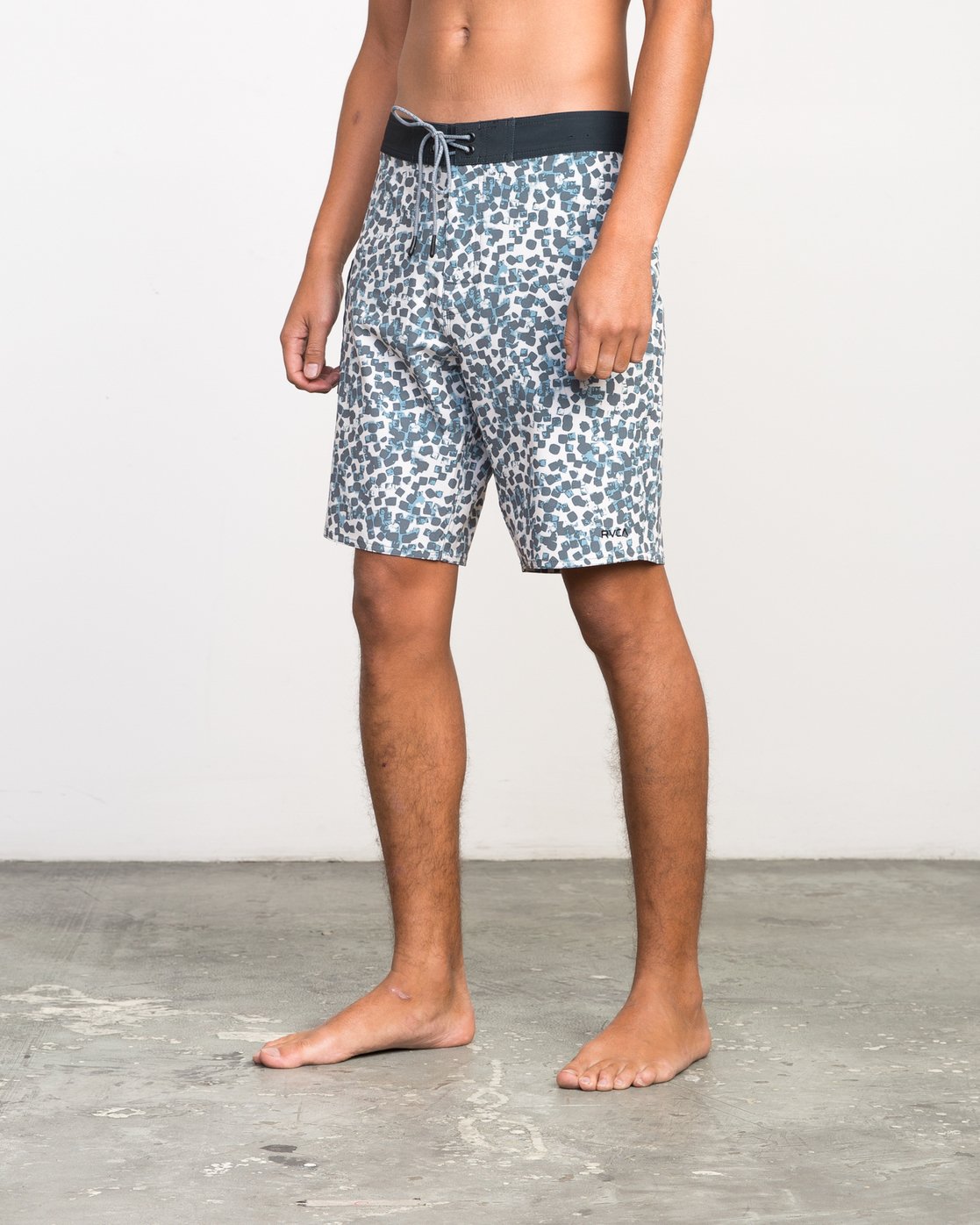 2 BARROW TRUNK  H1BSRKRVP8 RVCA