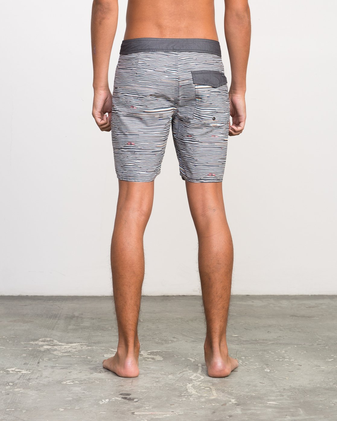 4 FLINCH TRUNK  H1BSRORVP8 RVCA