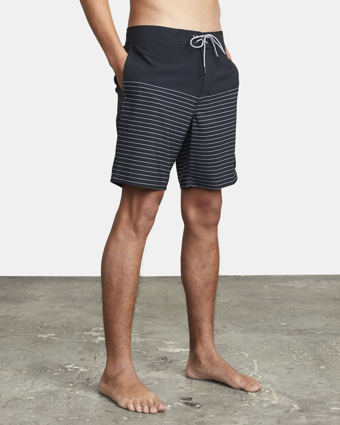 RVCA /"Curren Caples/" Boardshorts Men/'s 18/" Swim Wear Trunk Shorts Black
