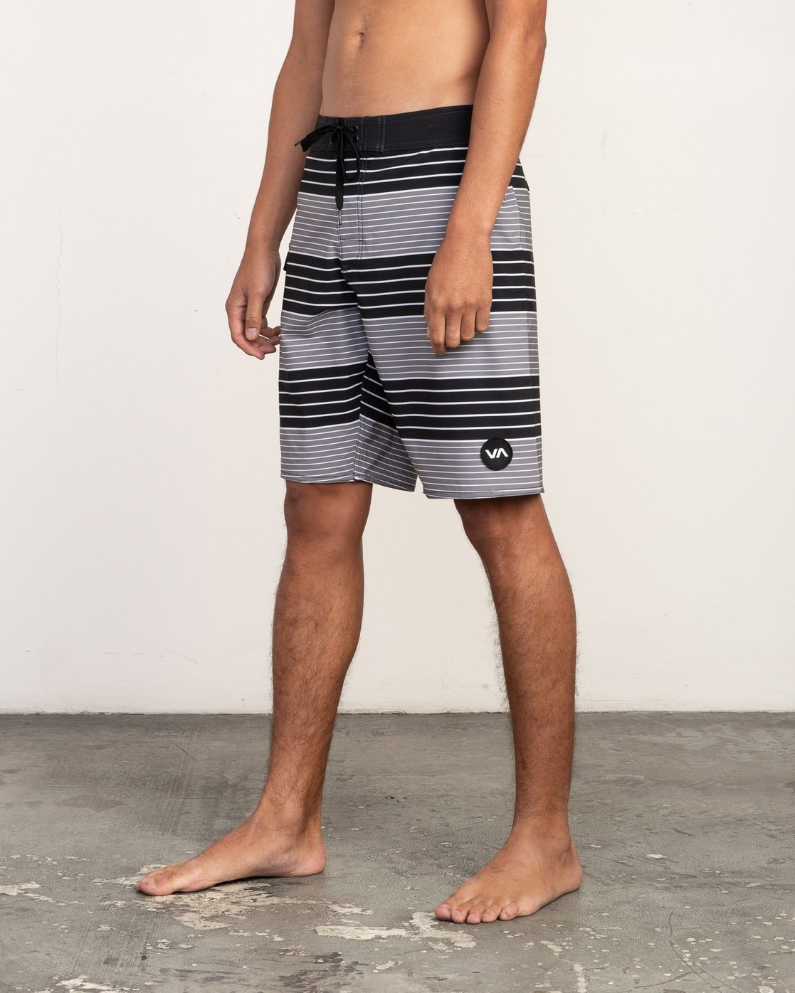 RVCA Mens Uncivil Stripe Trunk