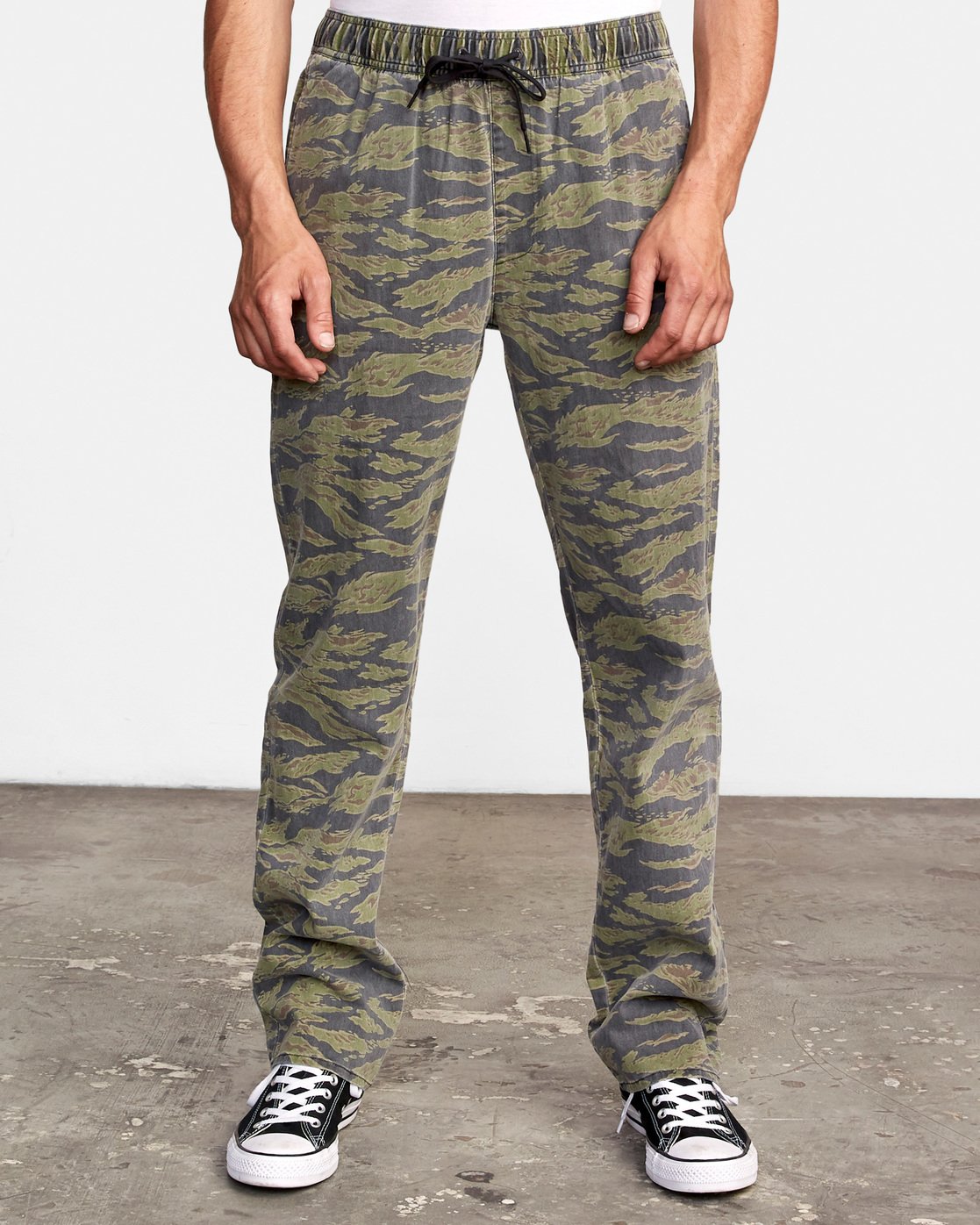 elastic camo pants