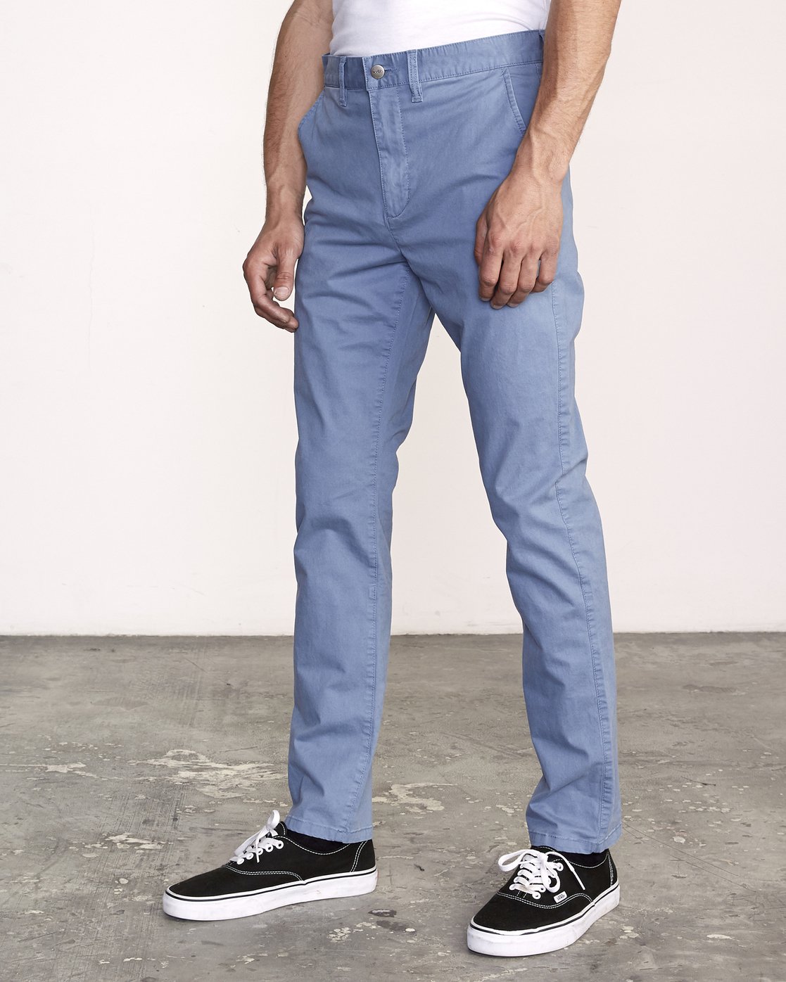 rvca daggers chino