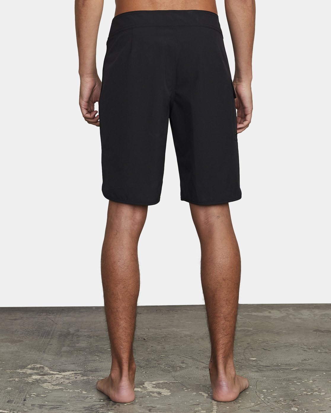 RVCA Mens Eastern 18 Trunk Black 33