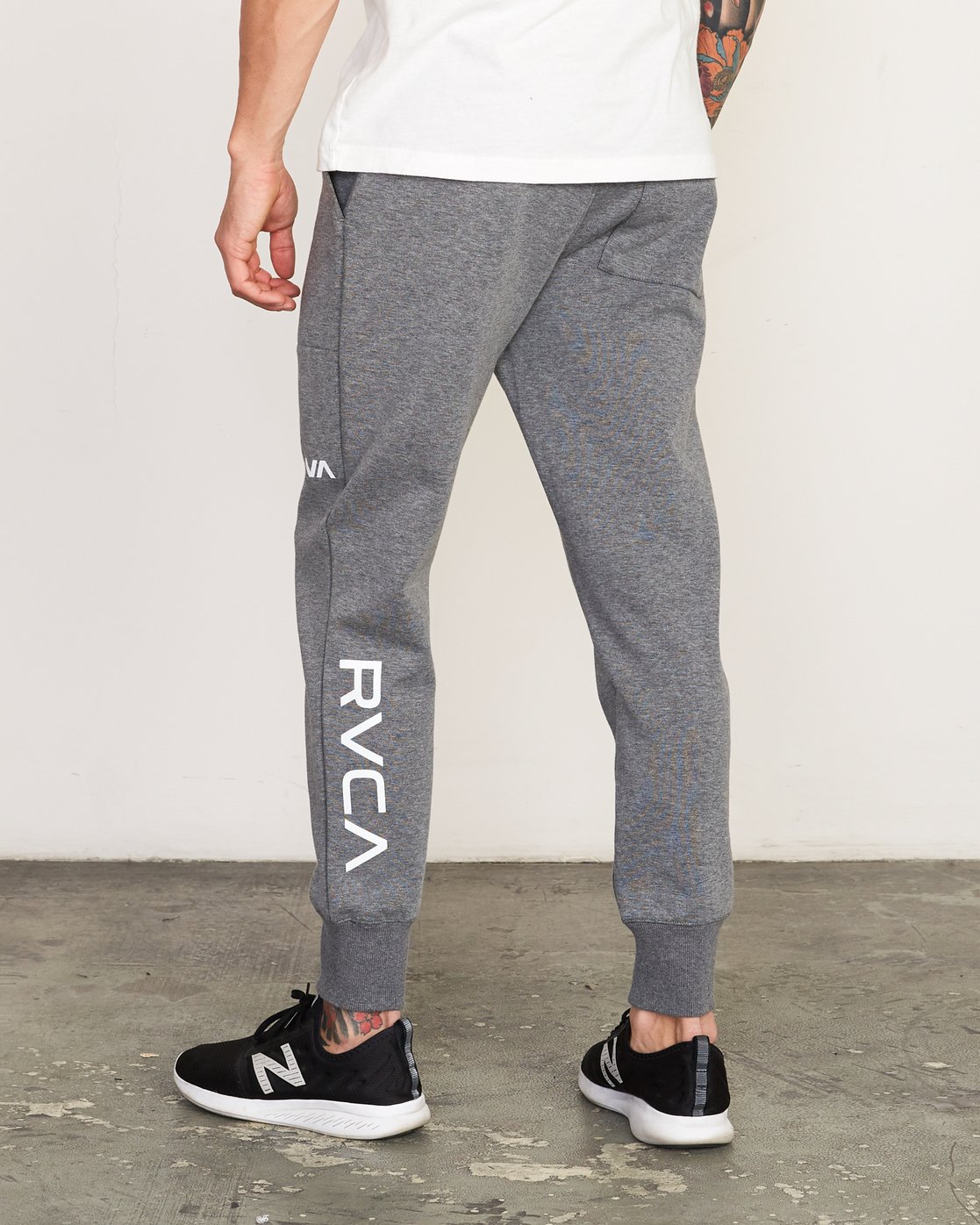 rvca joggers mens