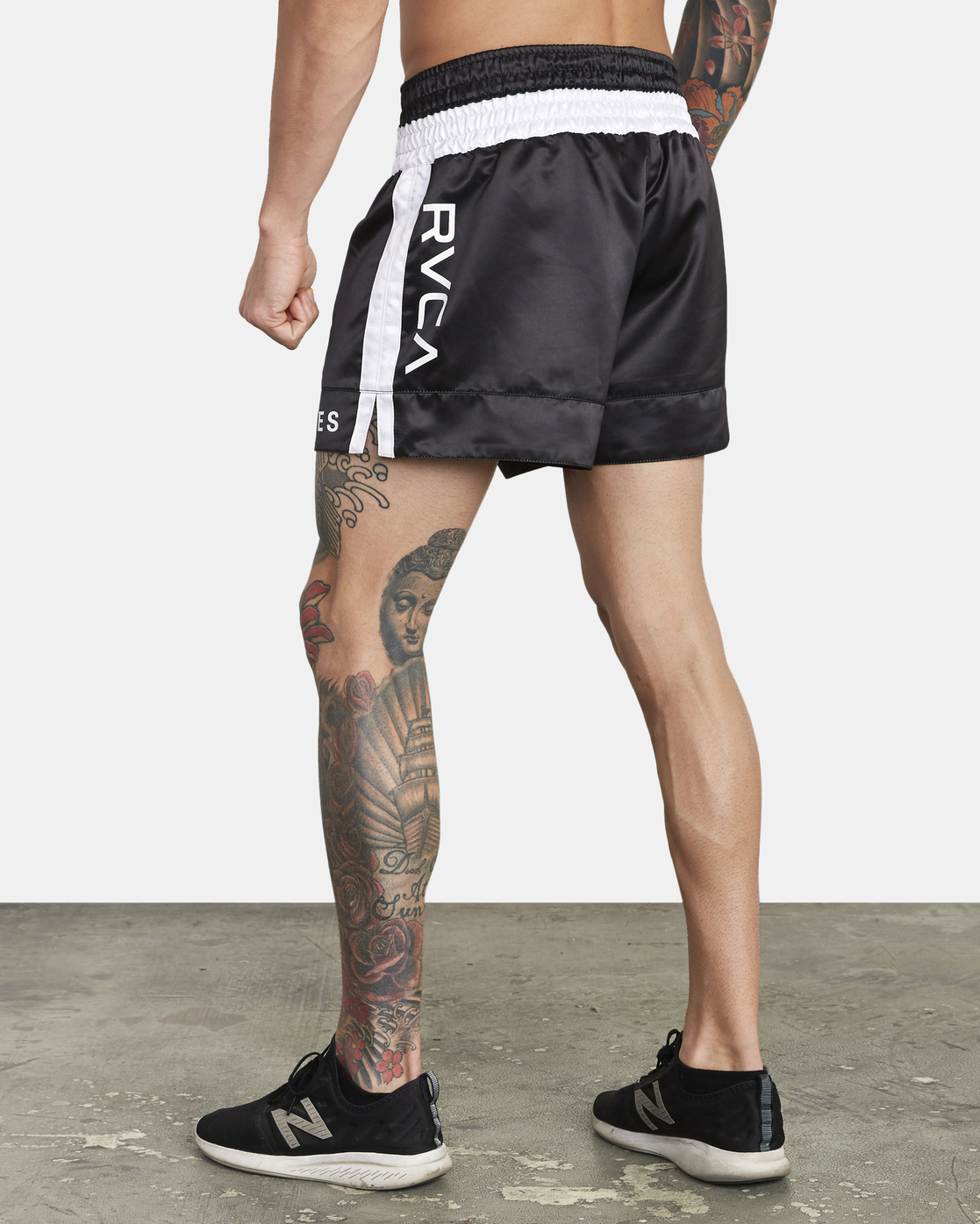 RVCA Muay Thai Sport Shorts für Herren S4WKMCRVP0 | RVCA Sportshorts für Herren | Salomon