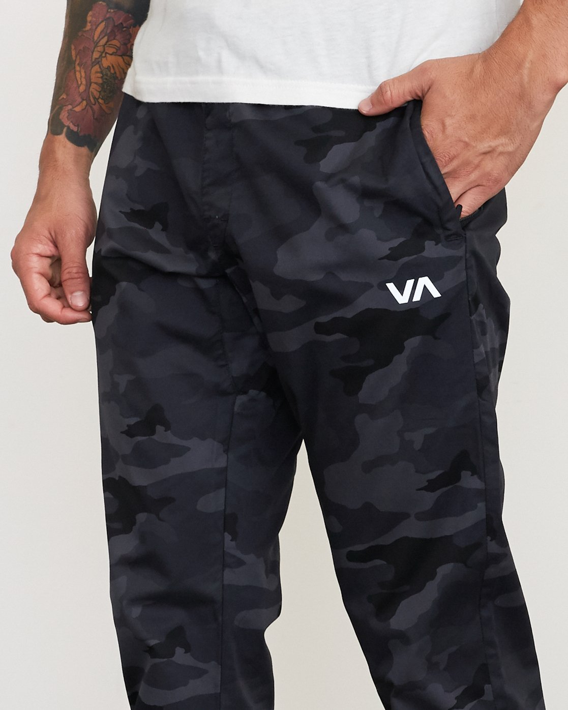 rvca spectrum shorts