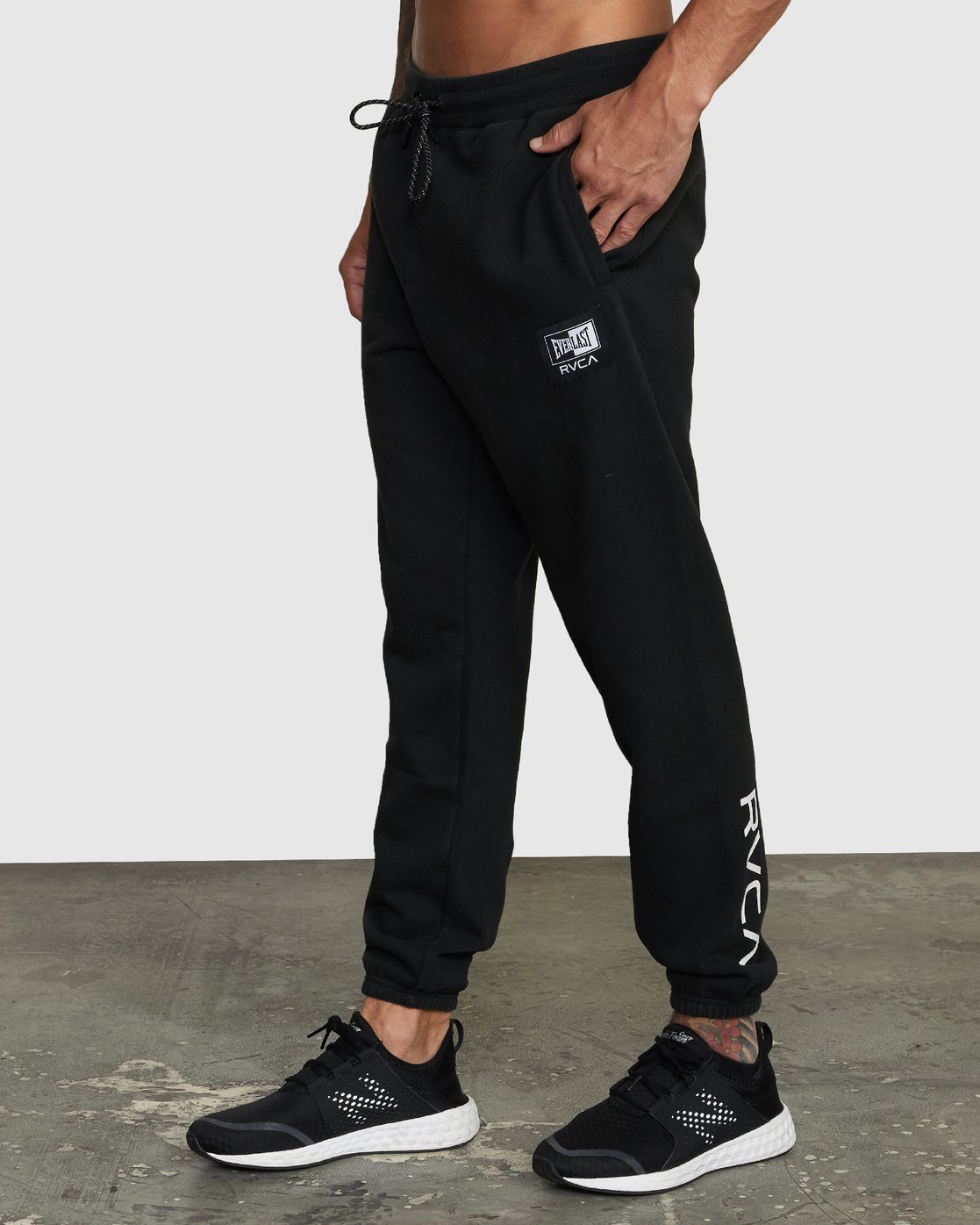 relaxed sweatpants