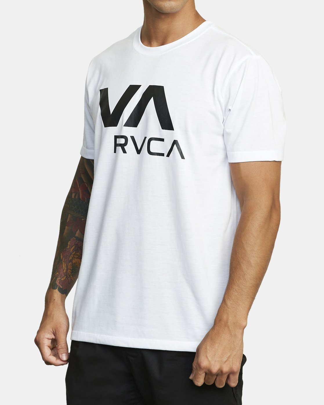 rvca tee
